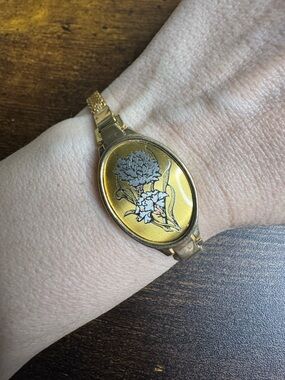 Reed & Barton January Carnation Gold Tone Floral Bracelet - Damascene